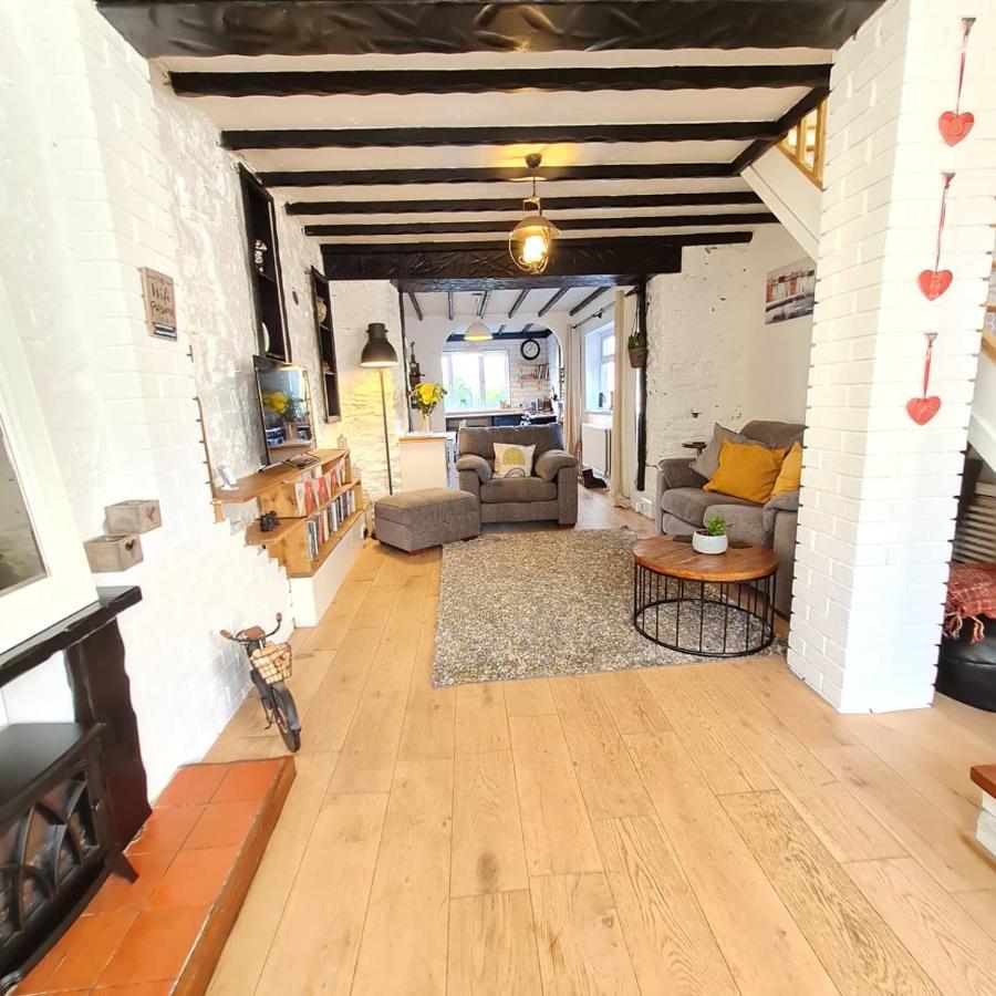 Old Road Cottage Pet Friendly Outdoors Beaches Neath Extérieur photo